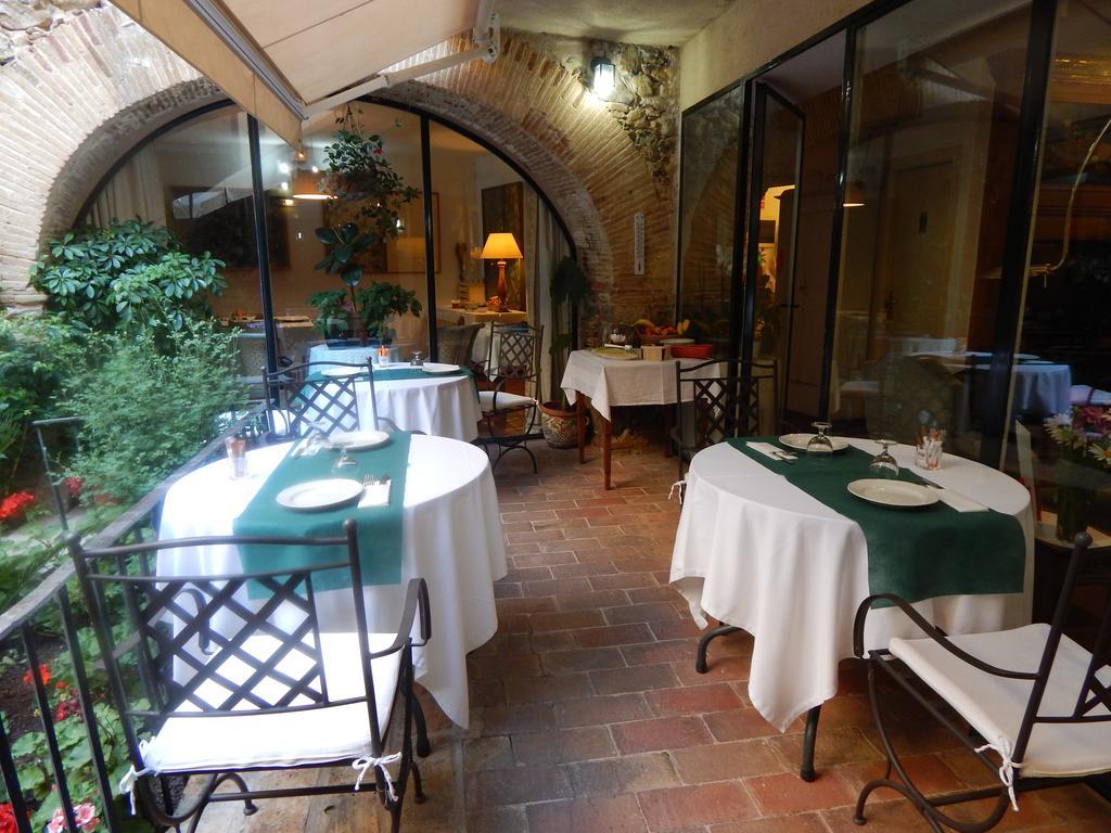 Hotel De La Font