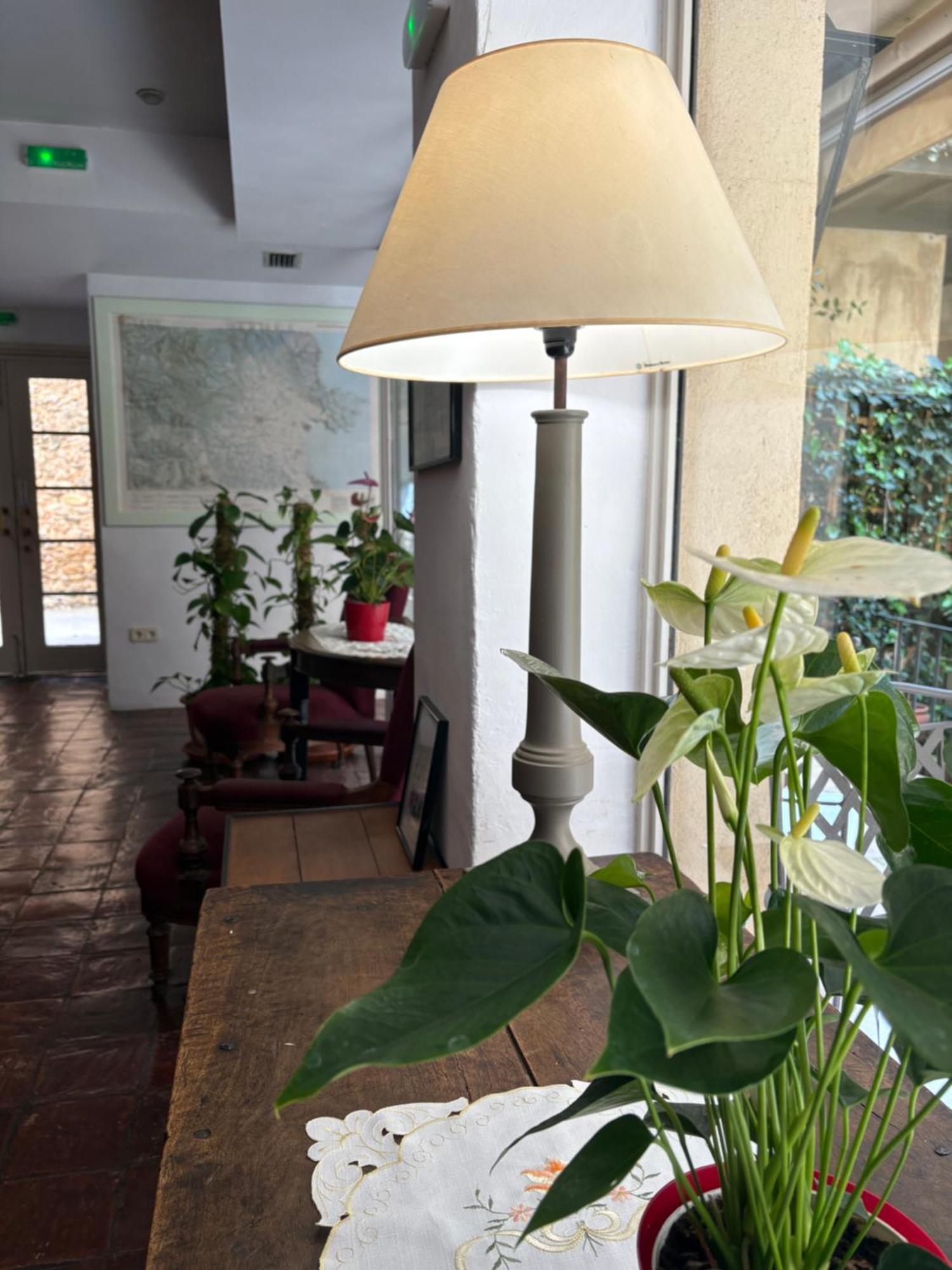 Hotel De La Font 2*