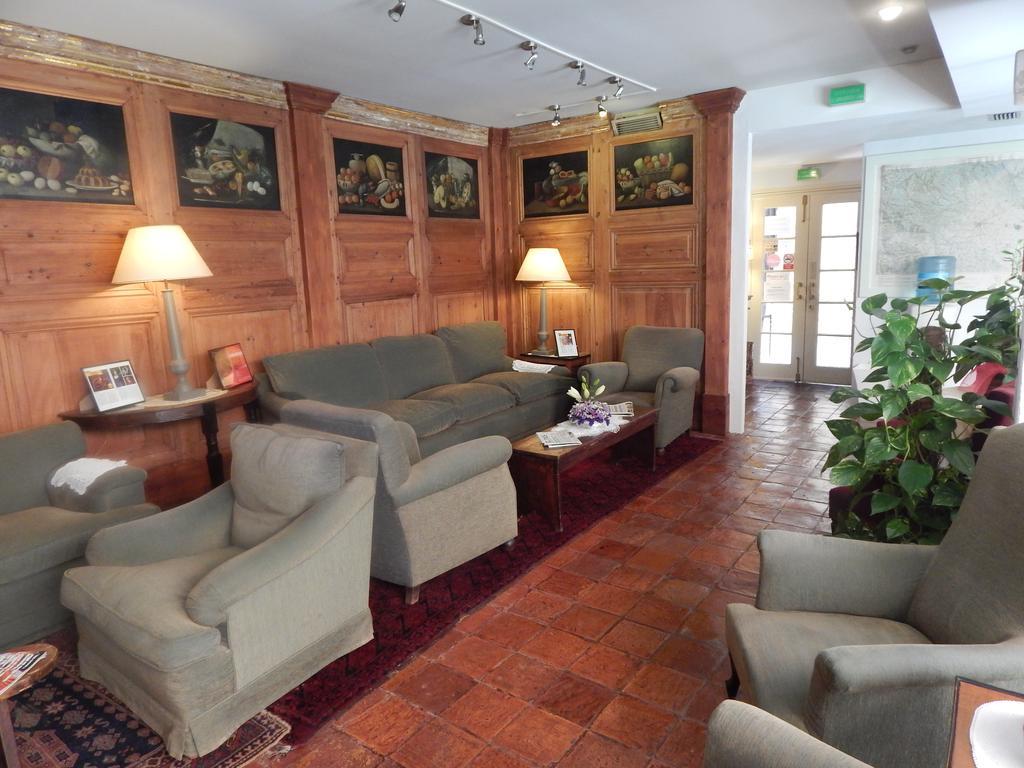 Hotel De La Font
