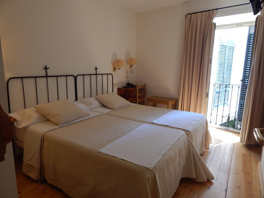 Hotel De La Font Peralada (Perelada)